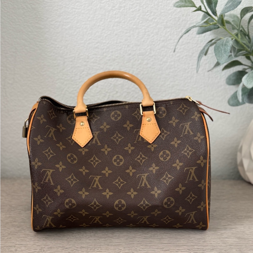 Louis Vuitton Speedy 30